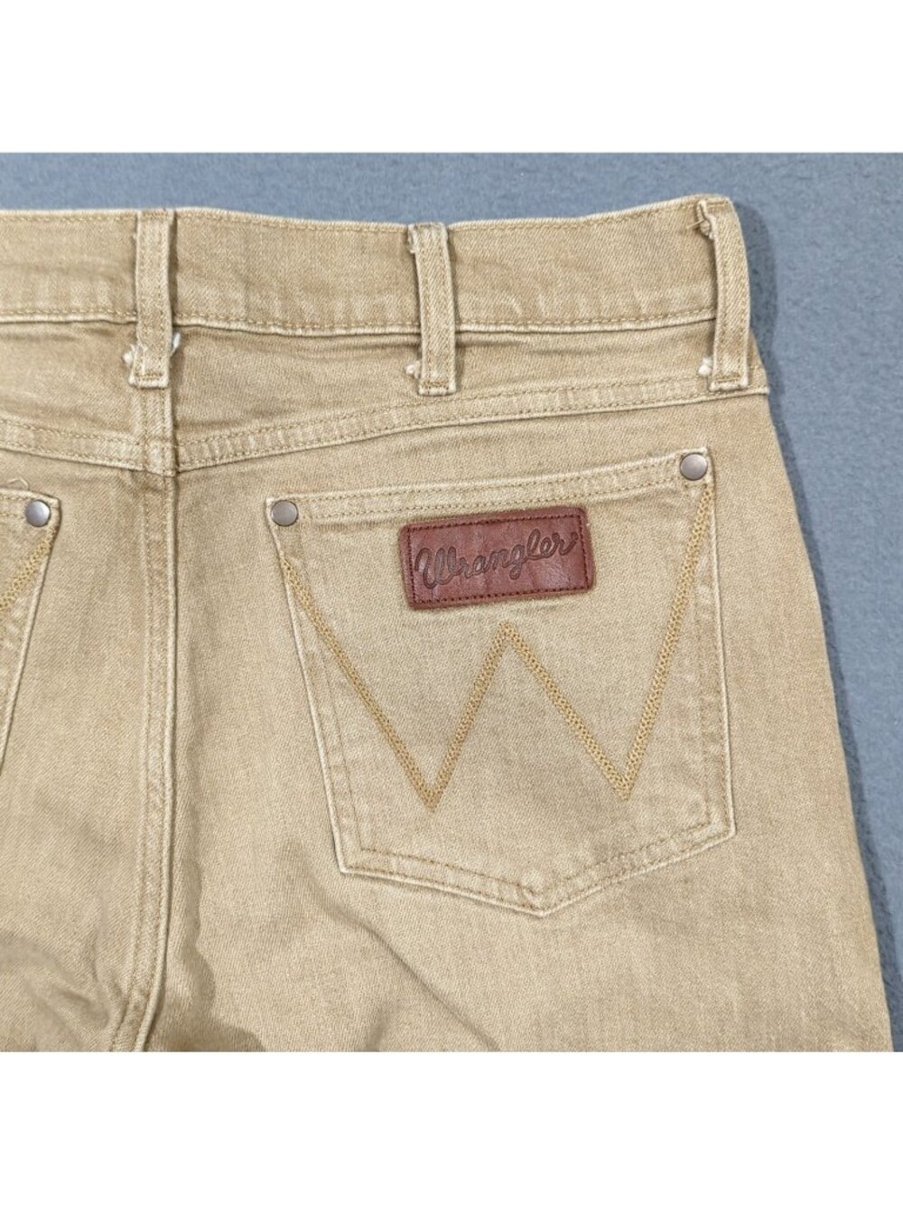 Wrangler Jeans Men's 32x34 Tan Retro Slim Straight Western Denim Cowboy Rodeo